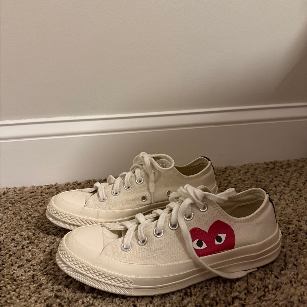 Converse White and Red Sneakers with Iconic Style